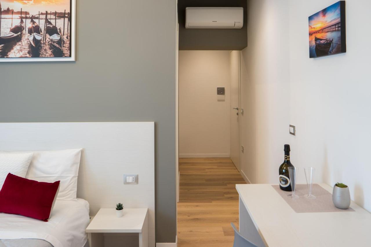 Venice Rooms Местре Екстериор снимка